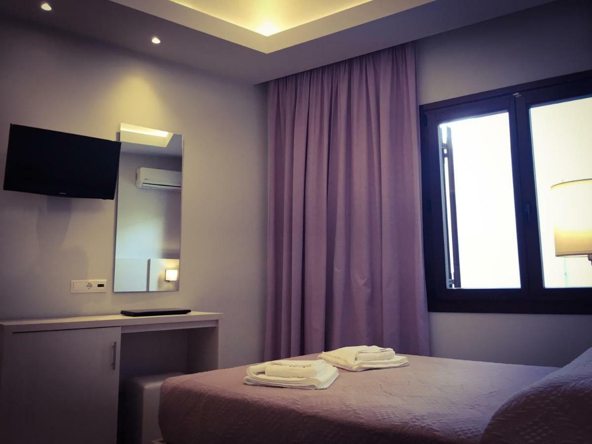 Poseidonio Hotel Tínos Cameră foto